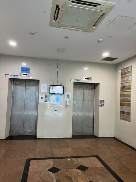 Number One Building, 1 Ubi Crescent, 1,379 sqft, Light Industrial (B1) For Rent, by Christina Chi, 23904175 - CommercialGuru.com.sg