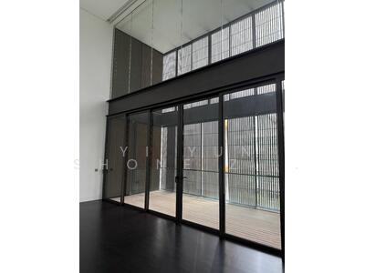 For Rent - Lloyd SixtyFive