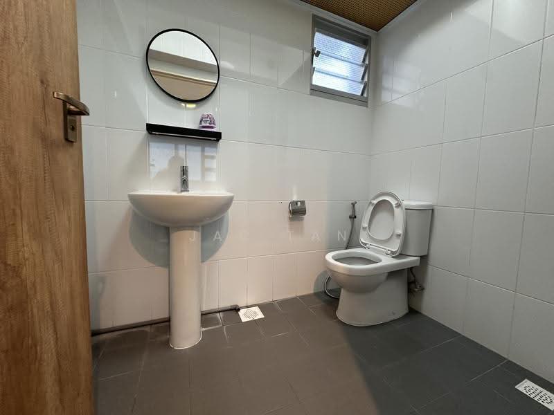 455C Teck Ghee Parkview, 455C Ang Mo Kio Street 44, Ang Mo Kio / Bishan / Thomson, 2 Bedrooms, 731 sqft, HDB Flat For Rent, by Jac Tan, 23907137 - Bathroom - PropertyGuru.com.sg