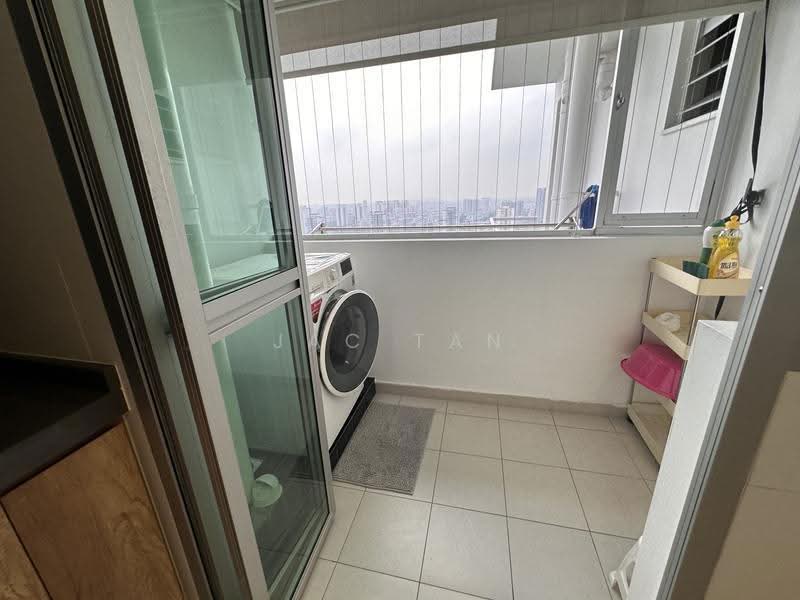 455C Teck Ghee Parkview, 455C Ang Mo Kio Street 44, Ang Mo Kio / Bishan / Thomson, 2 Bedrooms, 731 sqft, HDB Flat For Rent, by Jac Tan, 23907137 - Balcony - PropertyGuru.com.sg