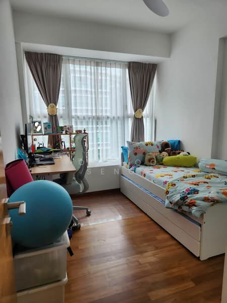 The Esta, 37 Amber Gardens, 3 Bedrooms, 1,463 sqft, Condominium For Rent, by Foo Hoo Seng, 23907766 - TWO GUEST ROOMS WITH ONE STUDY ROOM  - PropertyGuru.com.sg