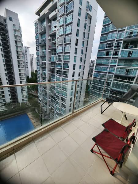 The Esta, 37 Amber Gardens, 3 Bedrooms, 1,463 sqft, Condominium For Rent, by Foo Hoo Seng, 23907766 - MASTER ROOM WITH BALCONY OVER LOOKING POOL  - PropertyGuru.com.sg