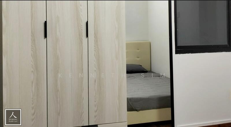 CR7 Original room from 21 Oct ask 1300 rent Negotiable
