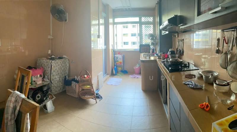 421 Fajar Road, 421 Fajar Road, 3 Bedrooms, 1,313 sqft, HDB Flat For Rent, by Kasim Jalaludeen, 23912849 - PropertyGuru.com.sg