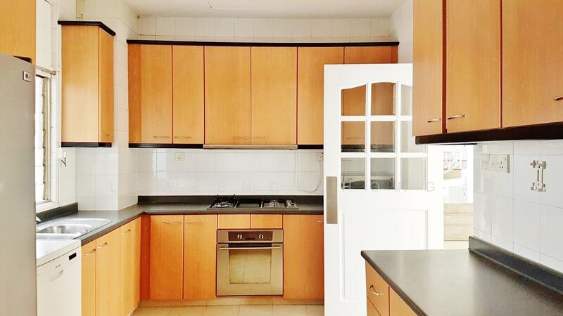 Leonie Condotel, 2 Leonie Hill Road, 4 Bedrooms, 4,843 sqft, Condominium For Rent, by Lawrence Hong, 23913100 - PropertyGuru.com.sg