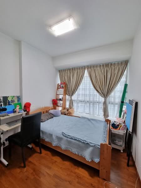 Caspian, 62 Lakeside Drive, 3 Bedrooms, 1,238 sqft, Condominium For Rent, by Leona Chansingh, 23913904 - PropertyGuru.com.sg