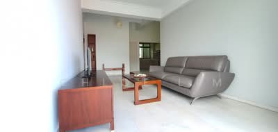 For Rent - Lakepoint Condo