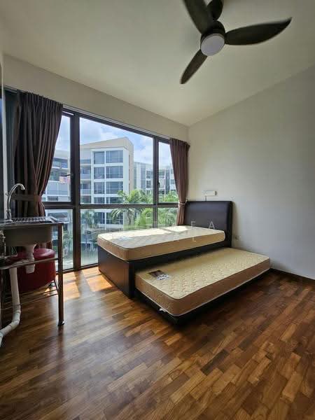 Palm Isles, 32 Flora Drive, Changi Airport / Changi Village, 3 Bedrooms, 990 sqft, Condominium For Sale, by Moztafa Kamal, 23915862 - Bedroom - PropertyGuru.com.sg