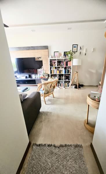 For Rent - The Calrose