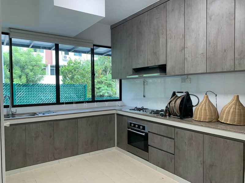 New Renovated Semi-D Walk To Tan Kah Kee MRT, Shelford Road, 4 Bedrooms, 3,000 sqft, Semi-Detached House For Rent, by Jerlyn Teng, 23918152 - PropertyGuru.com.sg