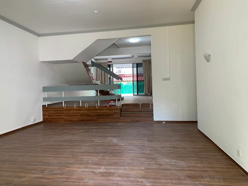 New Renovated Semi-D Walk To Tan Kah Kee MRT, Shelford Road, 4 Bedrooms, 3,000 sqft, Semi-Detached House For Rent, by Jerlyn Teng, 23918152 - PropertyGuru.com.sg