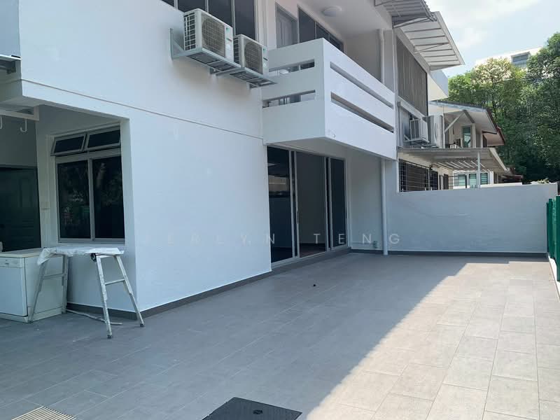 New Renovated Semi-D Walk To Tan Kah Kee MRT, Shelford Road, 4 Bedrooms, 3,000 sqft, Semi-Detached House For Rent, by Jerlyn Teng, 23918152 - PropertyGuru.com.sg