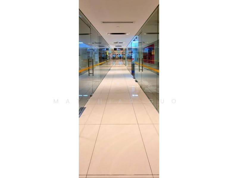 Oxley Tower, 138 Robinson Road, Boat Quay / Raffles Place / Marina, 226 sqft, Mall Shop For Sale, by Matthias Guo, 23919172 - Corridor - CommercialGuru.com.sg
