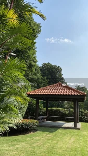 Pavilion at the back 
