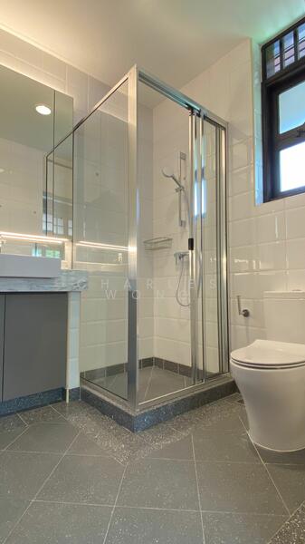 Common Bedroom toilet 