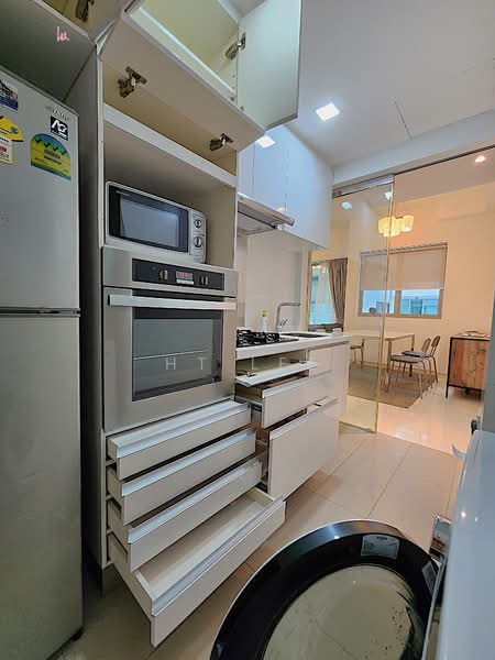 River Valley Full Furnished 2 Bedder!Big Balcony w ZipTrack Blinds! Bright Corner!Big Master!, Nathan Road 1 Min Walk to Valley Point, 2 Bedrooms, 786 sqft, Condominium For Rent, by HT Lee, 23920742 - PropertyGuru.com.sg