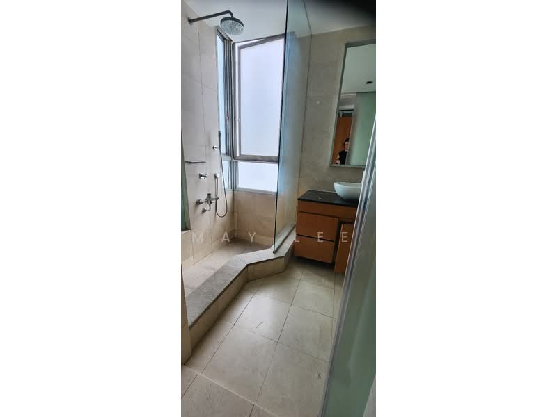 The Lakeshore, 31 Jurong West Street 41, 3 Bedrooms, 1,173 sqft, Condominium For Rent, by May Lee, 2392082 - PropertyGuru.com.sg