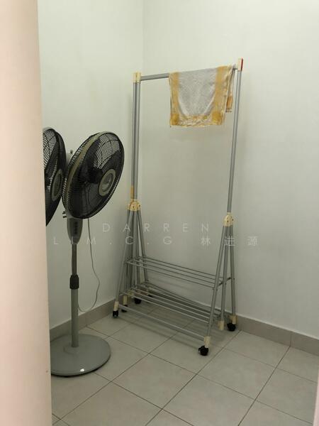 The Lakeshore, 29 Jurong West Street 41, 3 Bedrooms, 1,173 sqft, Condominium For Rent, by Darren Lim, 23921088 - PropertyGuru.com.sg