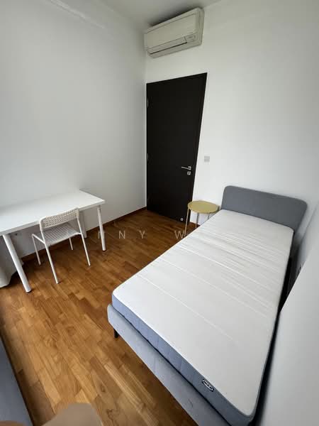 Sims Urban Oasis, 6 Sims Drive, 3 Bedrooms, 1,100 sqft, Condominium For Rent, by Jinny Wang, 23921452 - PropertyGuru.com.sg