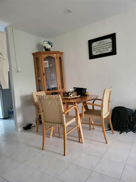 122 Yuan Ching Road, 122 Yuan Ching Road, 2 Bedrooms, 743 sqft, HDB Flat For Rent, by Jamilah Md Yusof, 23922139 - PropertyGuru.com.sg