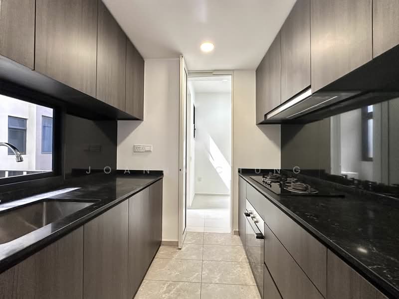 Park Colonial, 2 Woodleigh Lane, 3 Bedrooms, 1,087 sqft, Condominium For Rent, by Joanna Chung, 23923759 - PropertyGuru.com.sg