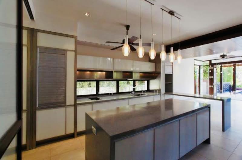 Ocean Drive, Ocean Drive, 10,111 sqft, Land with Building / En-bloc For Rent, by Jean Goh, 23924217 - CommercialGuru.com.sg
