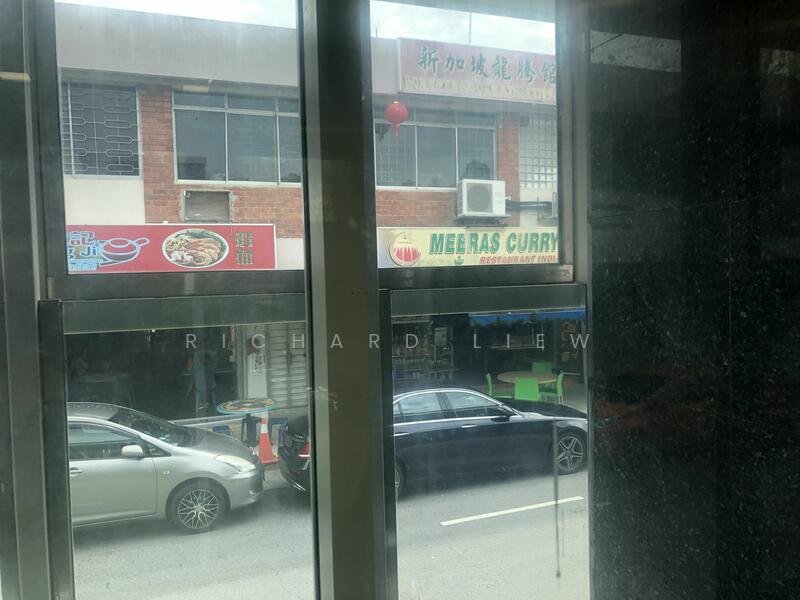 [No Longer Available] Upper Thomson Road Shop Houses, 906 Upper Thomson