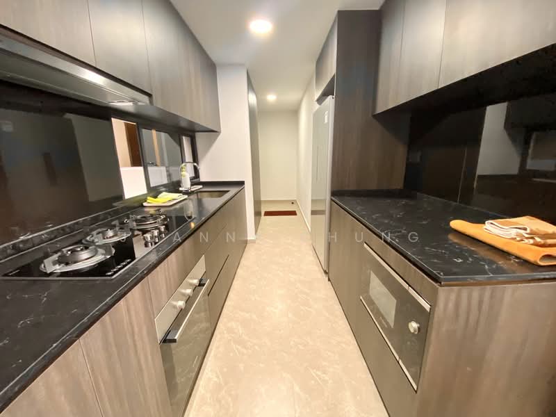 Park Colonial, 2 Woodleigh Lane, 5 Bedrooms, 1,711 sqft, Condominium For Rent, by Joanna Chung, 23925946 - PropertyGuru.com.sg
