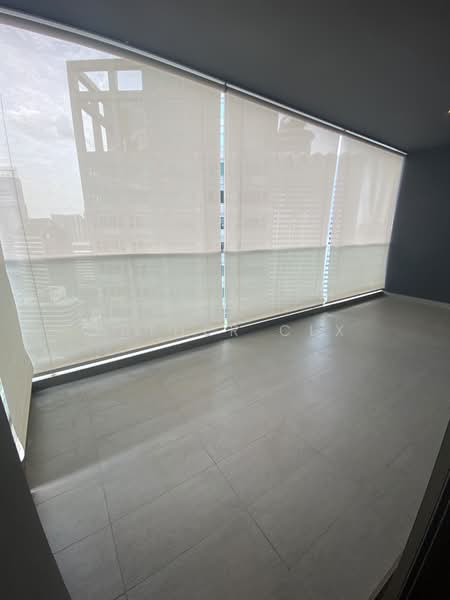 Cairnhill Nine, 15 Cairnhill Road, 4 Bedrooms, 1,528 sqft, Condominium For Rent, by Esther Clx, 23926070 - PropertyGuru.com.sg