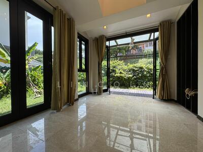 For Rent - Greenwood Avenue