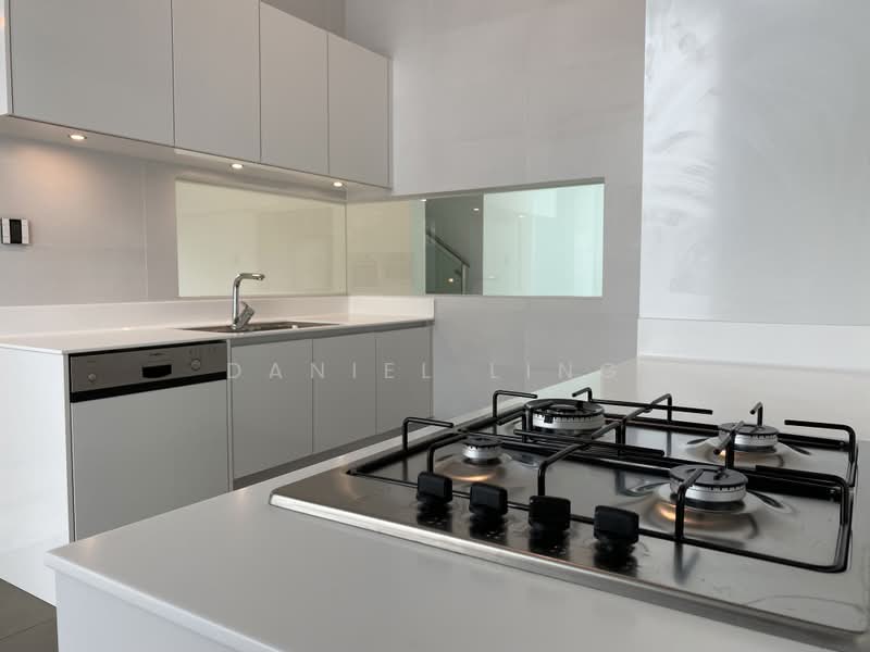 Modern Detached with Multi-Million$ View! Pool & Lift, Greenleaf/Holland Grove/Grove/, 5 Bedrooms, 8,448 sqft, Bungalow House For Sale, by Daniel Ling, 23926657 - PropertyGuru.com.sg