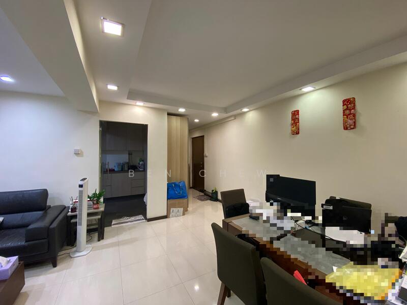 For Rent - 5 Holland Close