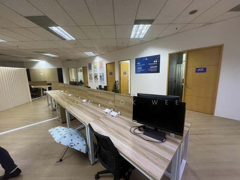 Off cbd office opposite mrt station with retail mall, Lor Chuan, 3,500 sqft, Business / Science Park For Rent, by Leow Kok Wee, 23928440 - CommercialGuru.com.sg