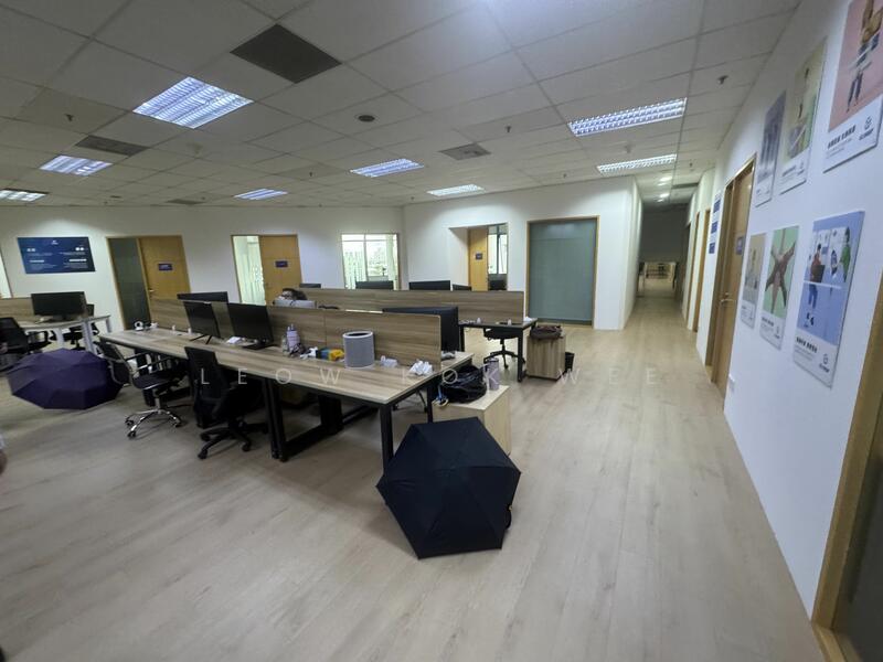 Off cbd office opposite mrt station with retail mall, Lor Chuan, 3,500 sqft, Business / Science Park For Rent, by Leow Kok Wee, 23928440 - CommercialGuru.com.sg
