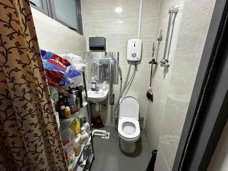 Icon @ Pasir Panjang, 218 Pasir Panjang Road, Buona Vista / West Coast / Clementi New Town, 646 sqft, Shop / Shophouse For Sale, by MJ ZHUO, 23929073 - Bathroom - CommercialGuru.com.sg