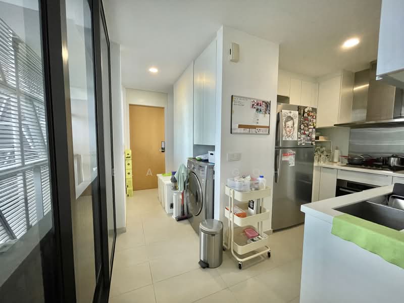 Trilight, 7 Newton Road, 3 Bedrooms, 2,099 sqft, Condominium For Rent, by Elaine Goh, 23929795 - PropertyGuru.com.sg