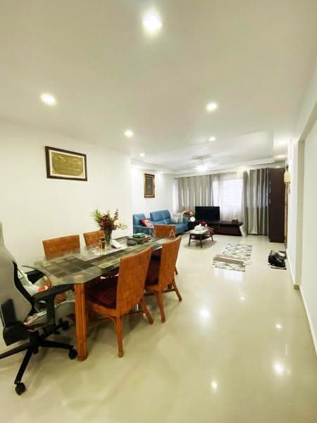 58 Chai Chee Drive, 58 Chai Chee Drive, Bedok / Upper East Coast, Room Rental, 100 sqft, HDB Flat For Rent, by Ina Sultan, 23932772 - Living Room - PropertyGuru.com.sg
