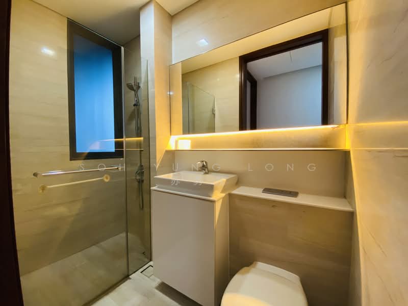 L'VIV, 23 Newton Road, 2 Bedrooms, 1,001 sqft, Condominium For Rent, by Soh Yung Long 苏勇龙, 23935763 - Common Bathroom - PropertyGuru.com.sg