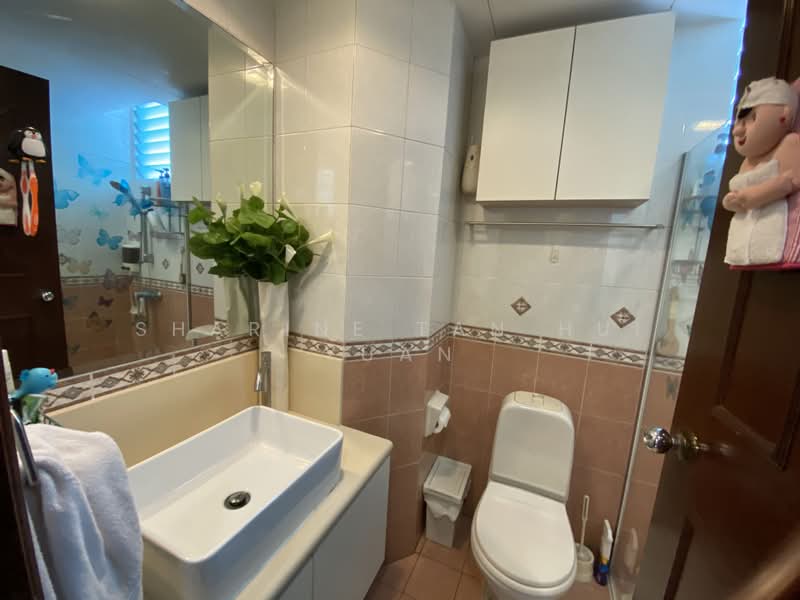 Maysprings, 2 Petir Road, Room Rental, 1,200 sqft, Apartment For Rent, by Sharine Tan Hui Yuan, 23936419 - PropertyGuru.com.sg