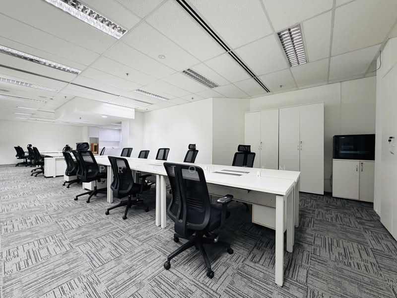 112 Robinson, 112 Robinson Road, 2,196 sqft, Office For Rent, by Preston Tan, 23936893 - CommercialGuru.com.sg
