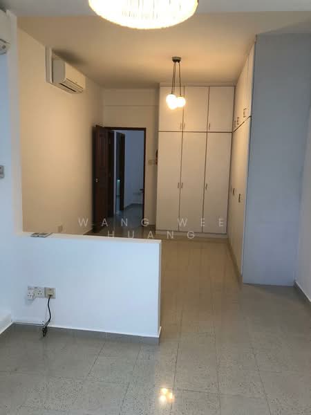 19 Jalan Novena Timor, Jalan Novena Timor, 5 Bedrooms, 2,200 sqft, Terraced House For Rent, by Wang Wee Huang, 23940081 - 2nd floor biggest common room wardrobe - PropertyGuru.com.sg