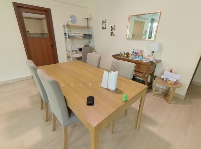 Woodgrove Condo, 8 Woodgrove Drive, 4 Bedrooms, 2,012 sqft, Condominium For Rent, by Avery Lin, 23940294 - Dining Area - PropertyGuru.com.sg