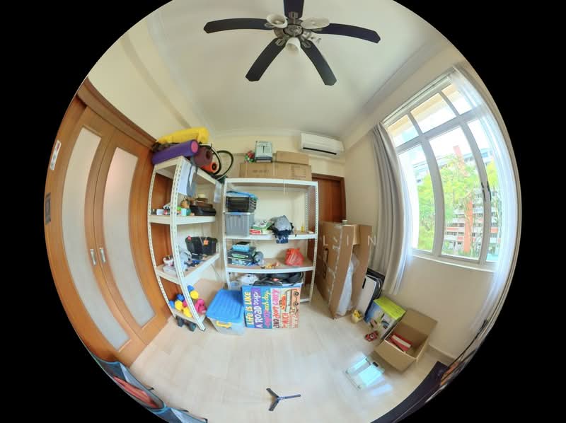Woodgrove Condo, 8 Woodgrove Drive, 4 Bedrooms, 2,012 sqft, Condominium For Rent, by Avery Lin, 23940294 - Study / Guest Room - PropertyGuru.com.sg