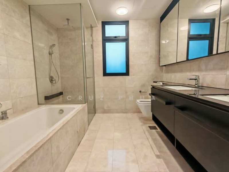 Park Colonial, 2 Woodleigh Lane, 5 Bedrooms, 1,701 sqft, Condominium For Rent, by Cruz Phua, 23940789 - PropertyGuru.com.sg