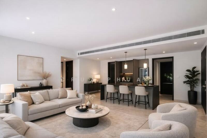 Park Colonial, 2 Woodleigh Lane, 5 Bedrooms, 1,701 sqft, Condominium For Rent, by Cruz Phua, 23940789 - PropertyGuru.com.sg