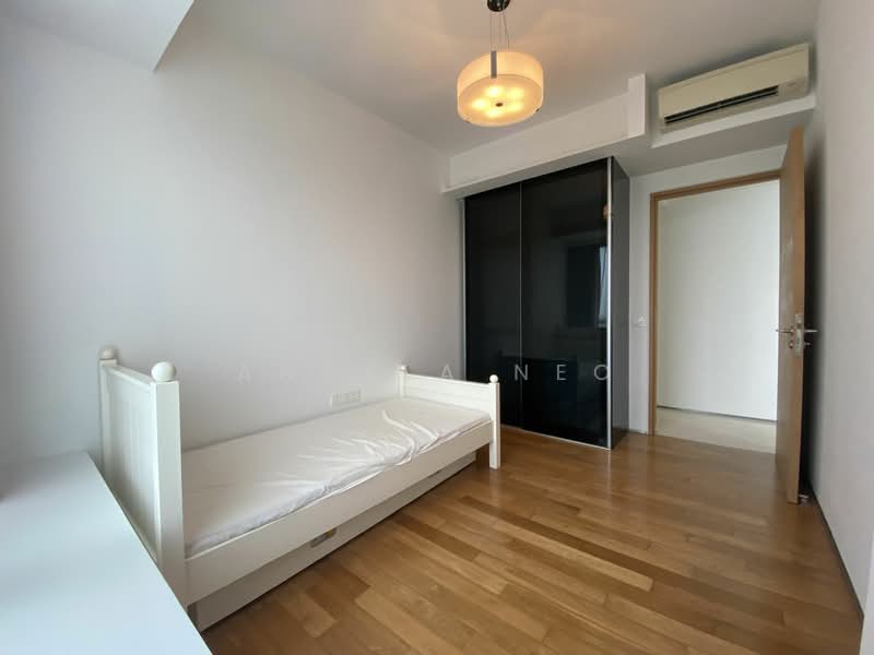 Silversea, 48 Marine Parade Road, 2 Bedrooms, 969 sqft, Condominium For Rent, by Angela Neo, 23941330 - Common Room with Single pull out bed - PropertyGuru.com.sg