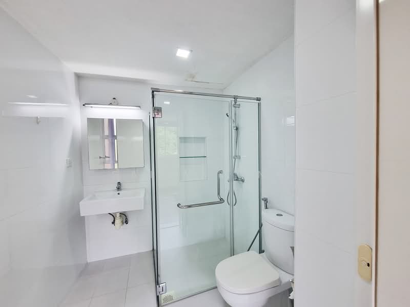 Loyang Valley, 212 Loyang Avenue, 2 Bedrooms, 1,449 sqft, Condominium For Rent, by Sally Kong, 23941581 - PropertyGuru.com.sg