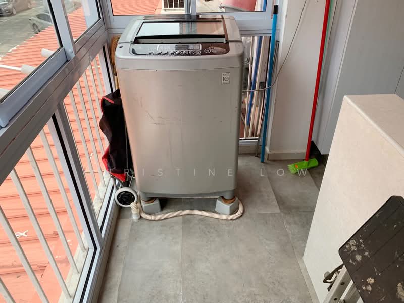 118 Commonwealth Crescent, 118 Commonwealth Crescent, 2 Bedrooms, 645 sqft, HDB Flat For Rent, by Christine Low, 23942328 - PropertyGuru.com.sg