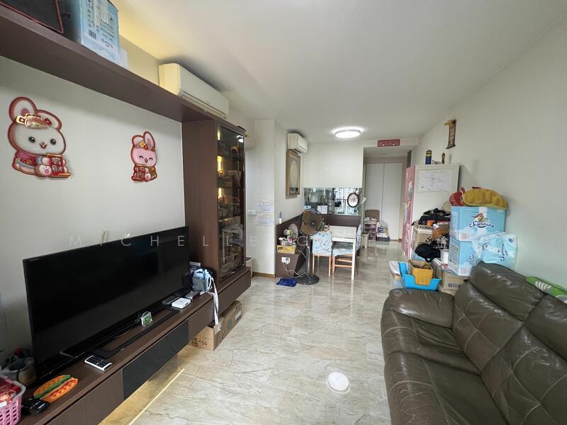 Kingsford Waterbay Condominium For Sale at S$ 1,200,000 | PropertyGuru Singapore