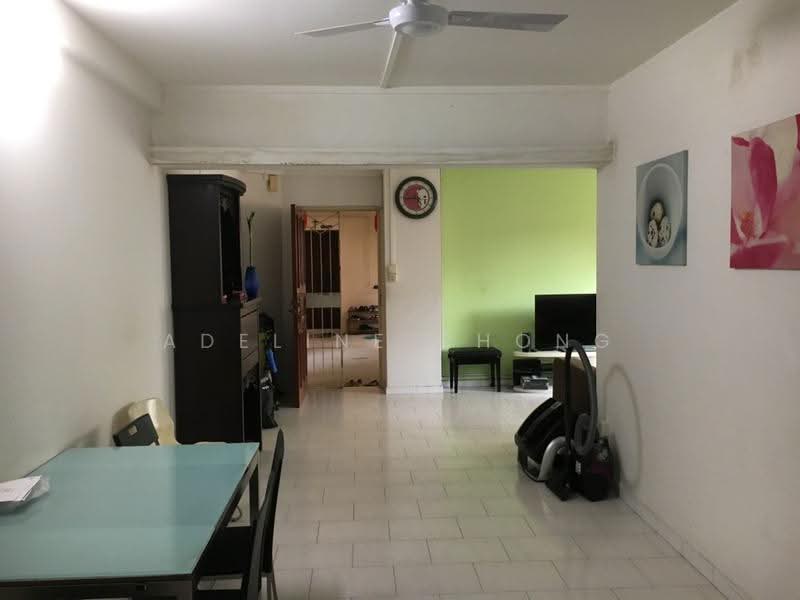 112 Lorong 3 Geylang, 112 Lorong 3 Geylang, Eunos / Geylang / Paya Lebar, Room Rental, 120 sqft, HDB Flat For Rent, by Adeline Chong, 23945029 - PropertyGuru.com.sg
